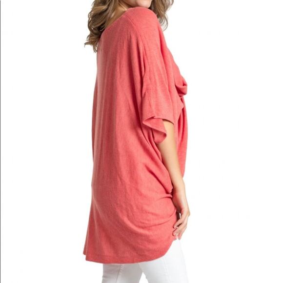 Save the Ocean Apparel Company Recycled Coral knit twist Poncho One Size - Picture 3 of 11